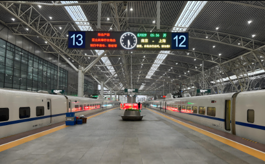 高铁照明面板灯工矿灯